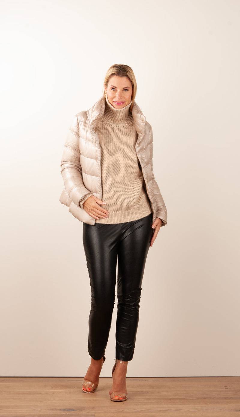 Herno Daunenjacke Beige Meist gekauft