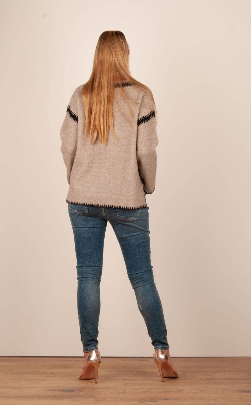 Grace Pullover Beige | Schwarz Im Verkauf