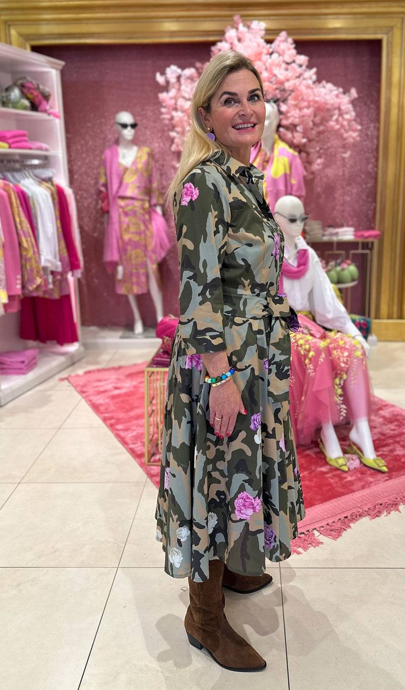 fleur Kleid „Camouflage“ Grün | Oliv Exklusivangebot