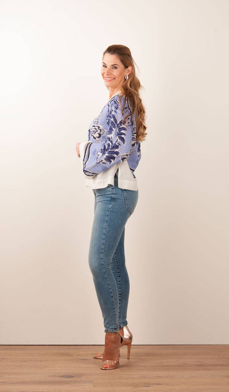IVI Collection Blusenshirt Creme | Blau Vierteljährliche Förderung