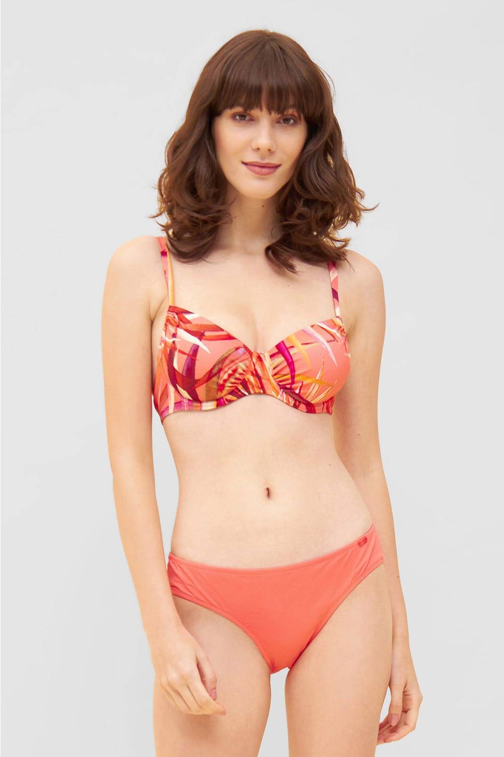 Rösch Bikini-Oberteil im bunten Blätter-Druck Bügel Mix &amp; Match recyceltes Polyamid/Elasthan Begrenzte Freigabe