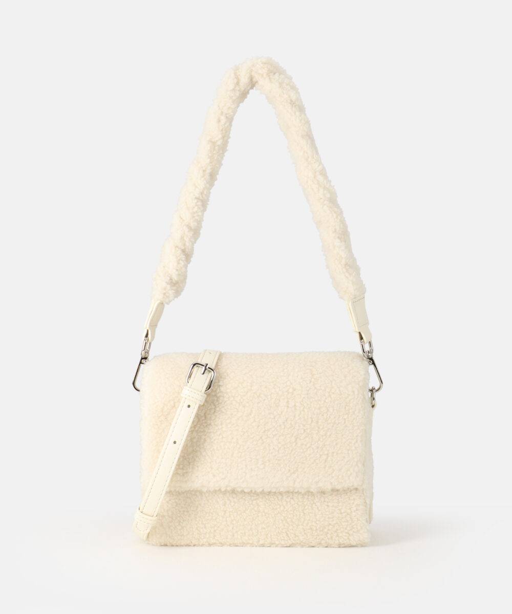 Seidenfelt Hellvi Crossbag with Teddy-Chain Outlet