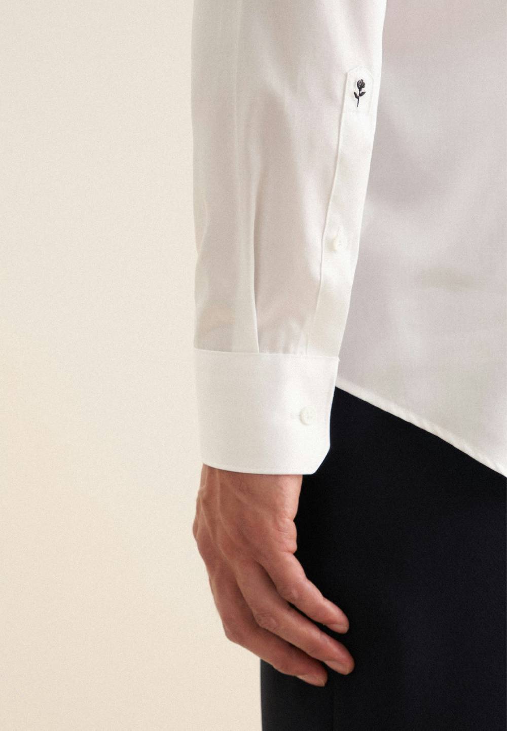 Seidensticker Bügelleichtes Satin Business Hemd in Slim mit Kentkragen Super Sparpreis