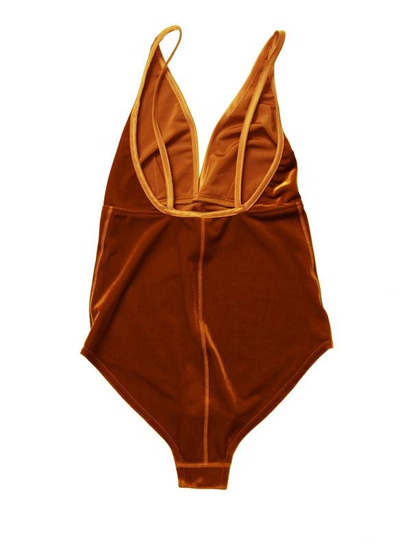 Simone Wild Velvet Body Babe Jubiläumsangebot