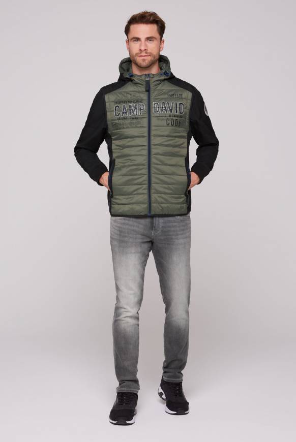 Soccx 2-in-1 Softshelljacke mit abtrennbaren Ärmeln forest khaki / black Limitierter Zeitrabatt