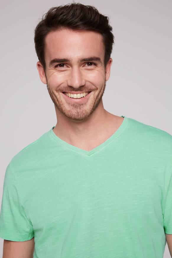 Soccx Basic T-Shirt mit V-Ausschnitt nordic green S Räumungsverkauf