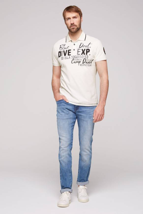 Soccx Pikee-Polo mit Label-Applikationen ivory Angebote