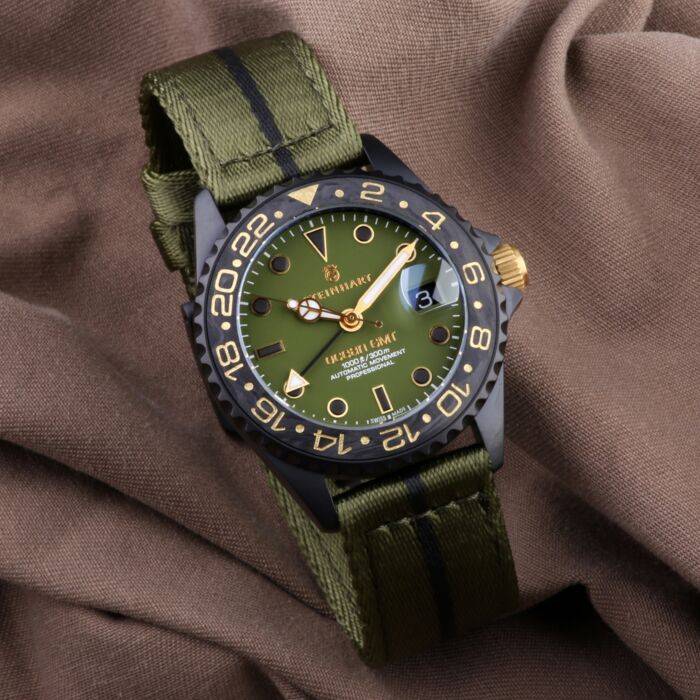 Steinhart Ocean 39 GMT black MILITARY khaki Taucheruhr Große Rabatte