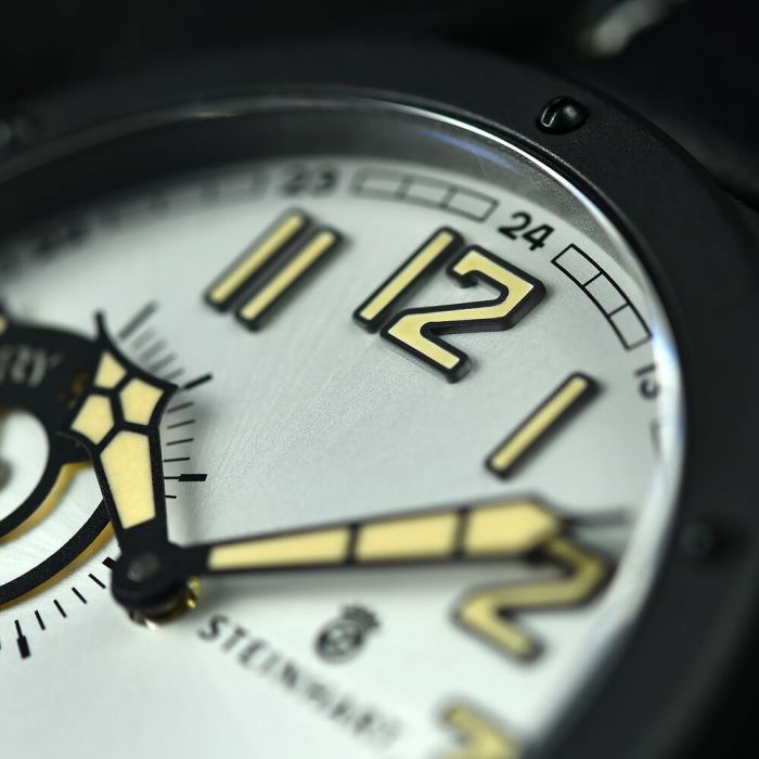 Steinhart MILITARY 47 ST1 silber Ltd. Edition Speichern exportieren