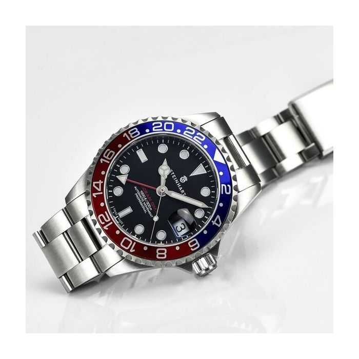 Steinhart Ocean 39 GMT BLUE-RED Taucheruhr Flash Sale
