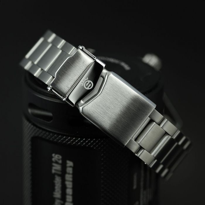 Steinhart Ocean 39 GMT BLACK Ceramic Taucheruhr Weihnachtsangebot