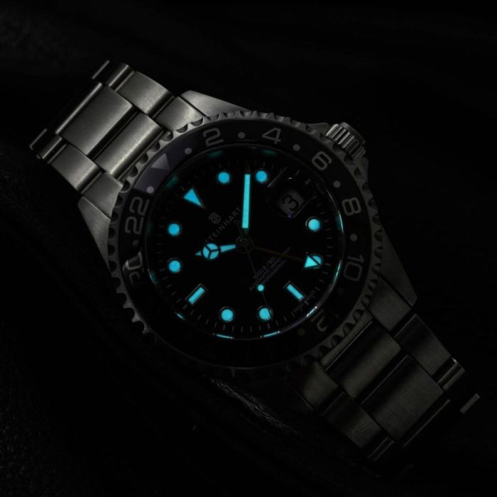 Steinhart Ocean One GMT BLACK Taucheruhr Osterangebot