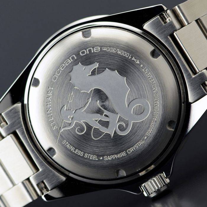 Steinhart Ocean One GMT BLACK-RED Taucheruhr Muttertagsangebot