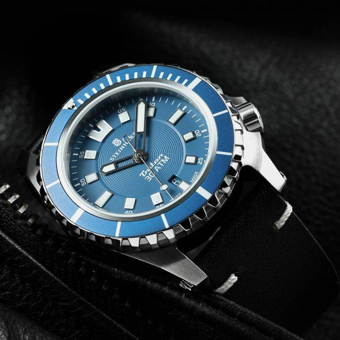Steinhart Triton 30 ATM BLUE Taucheruhr Tiefpreis