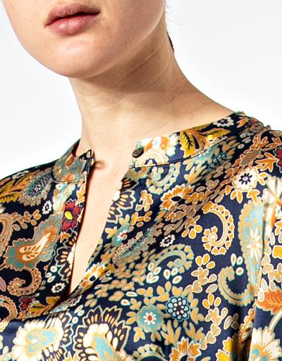 joyce & girls Kleid aus Seide Preisnachlass