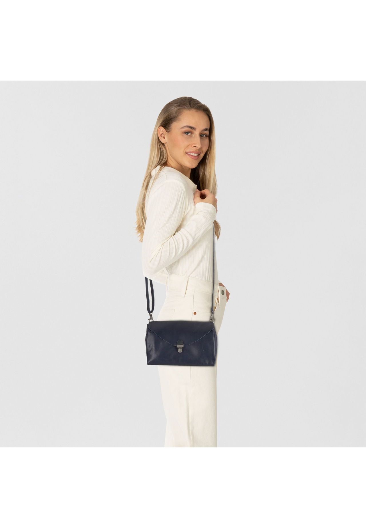 HAROLD'S Aberdeen Aberdeen Umhängetasche Leder 20 cm Top Angebot